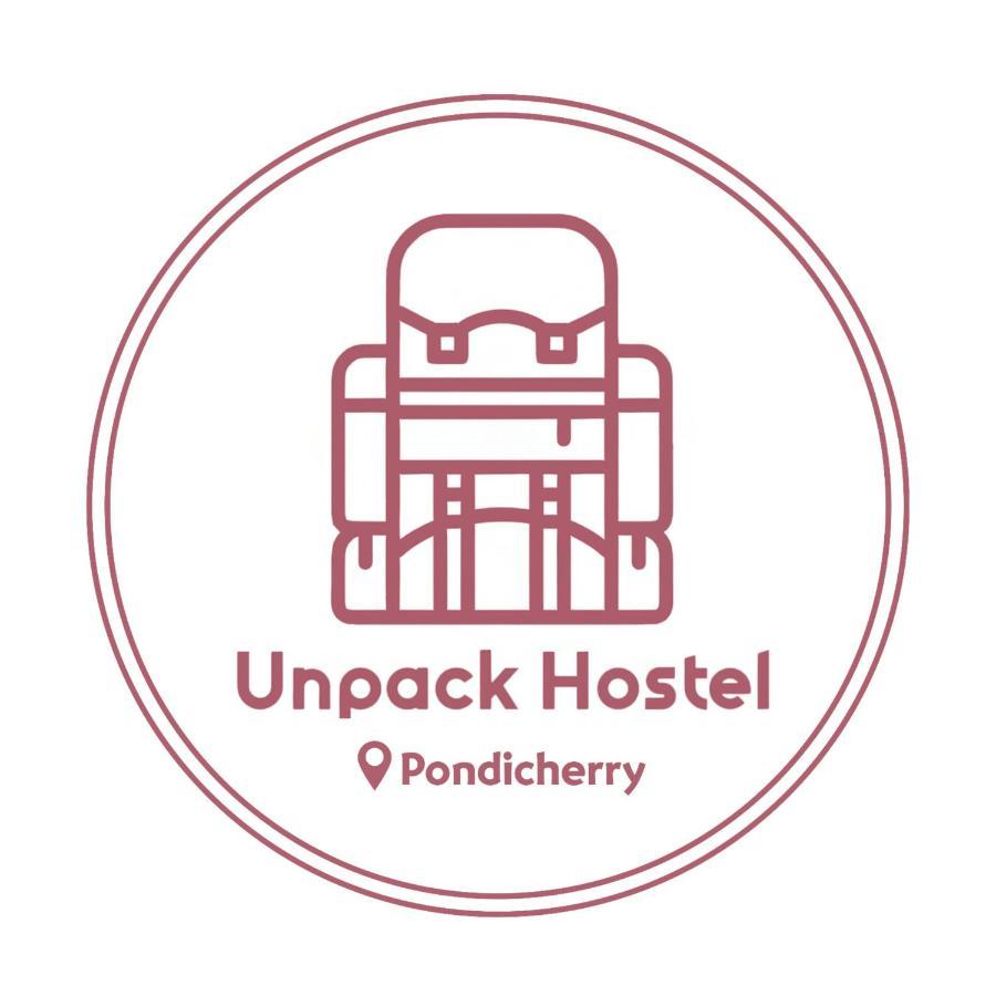 Unpack Hostel Puduccseri Kültér fotó