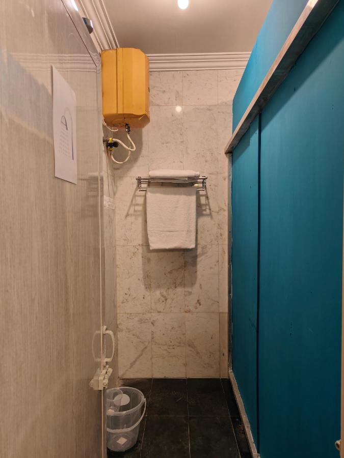Unpack Hostel Puduccseri Kültér fotó