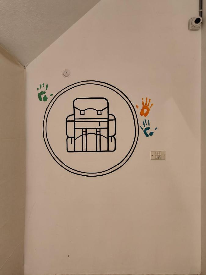Unpack Hostel Puduccseri Kültér fotó